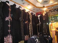 Whitechapel Abaya Shops